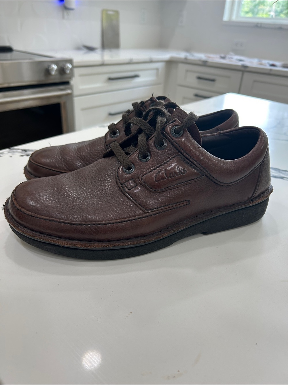 Like new - CLARKS Unstructured Leather Oxford Shoes in Brown